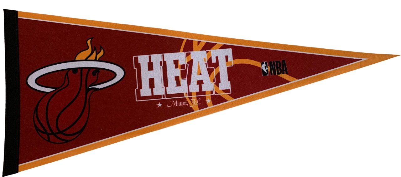 Miami Heat basketball nba ball pennants vaantje vlaggetje vlag vaantje fanion pennant flag drapeaux lebron james miami florida - Black