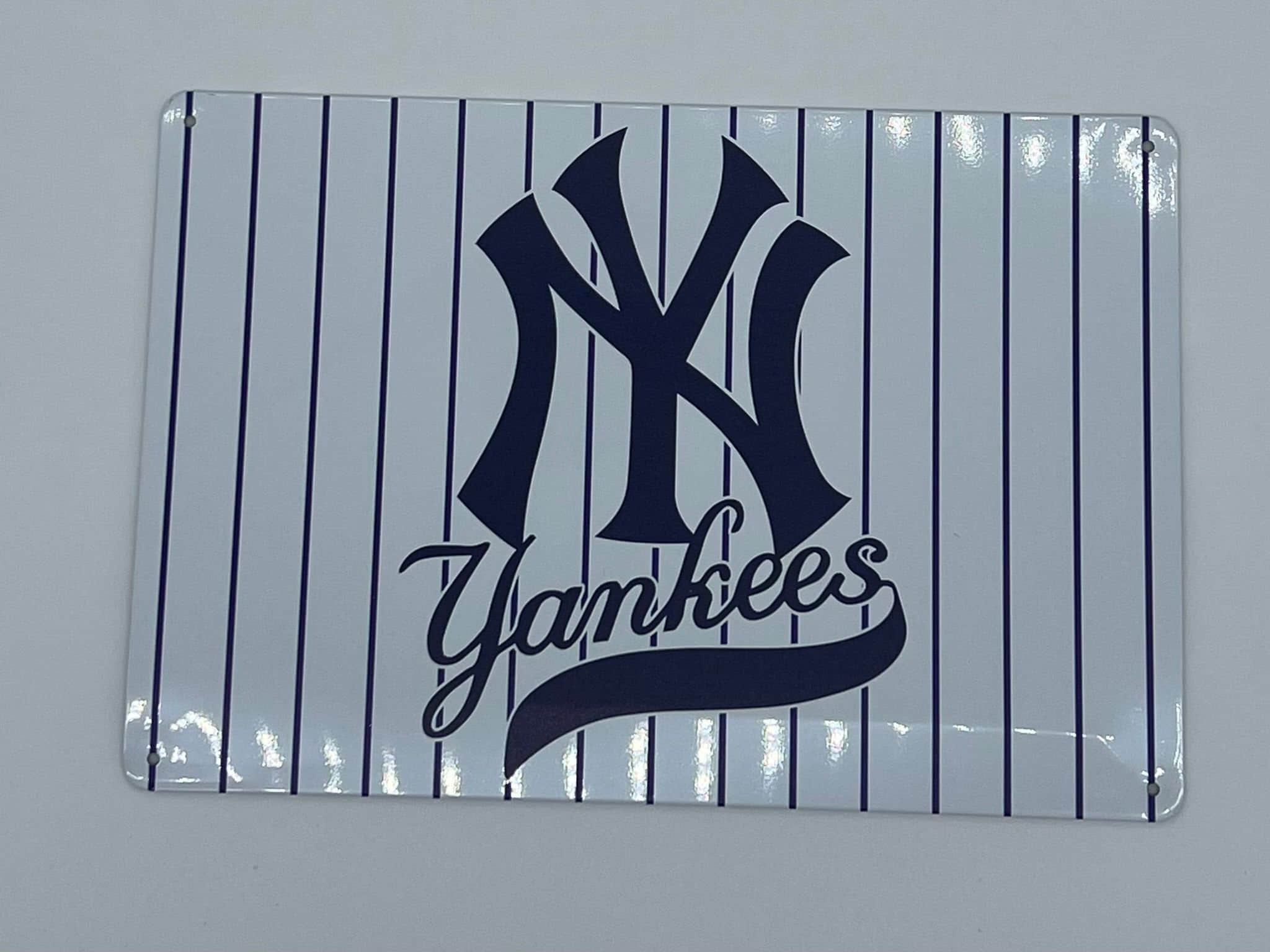 New York Yankees NY Baseball USA metal plate license plate Vintage gift sports displays arts and crafts projects honkbal ball license plate