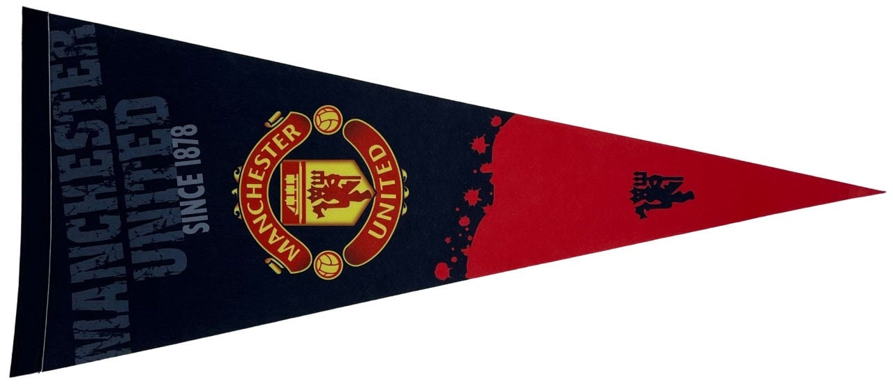 Manchester United pennant manchester united flag united vaantje uk soccer vlag fanion flag manchester united soccer football manchester uk