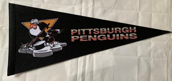 Pittsburgh Penguins - Vintage penguin - NHL - Pennant - Hockey - Ice Hockey - Sports Flag - Pennant - Flag - Black/Yellow/White - 31 x 72 cm