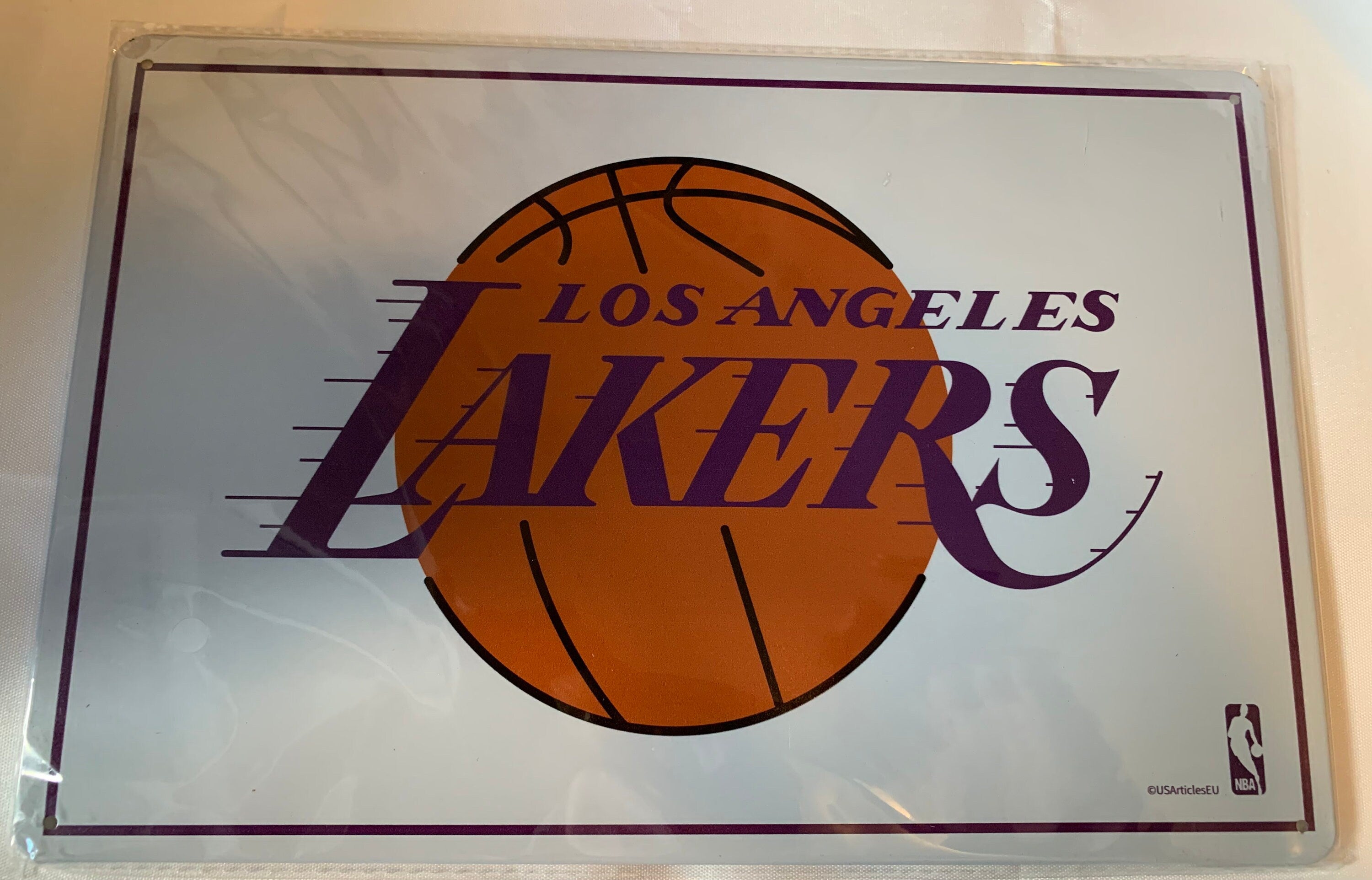 Los Angeles Lakers plate LA NBA basketball USA metal plate license plate Vintage gift sports displays ball michael jordan kobe bryant hoops - Geel